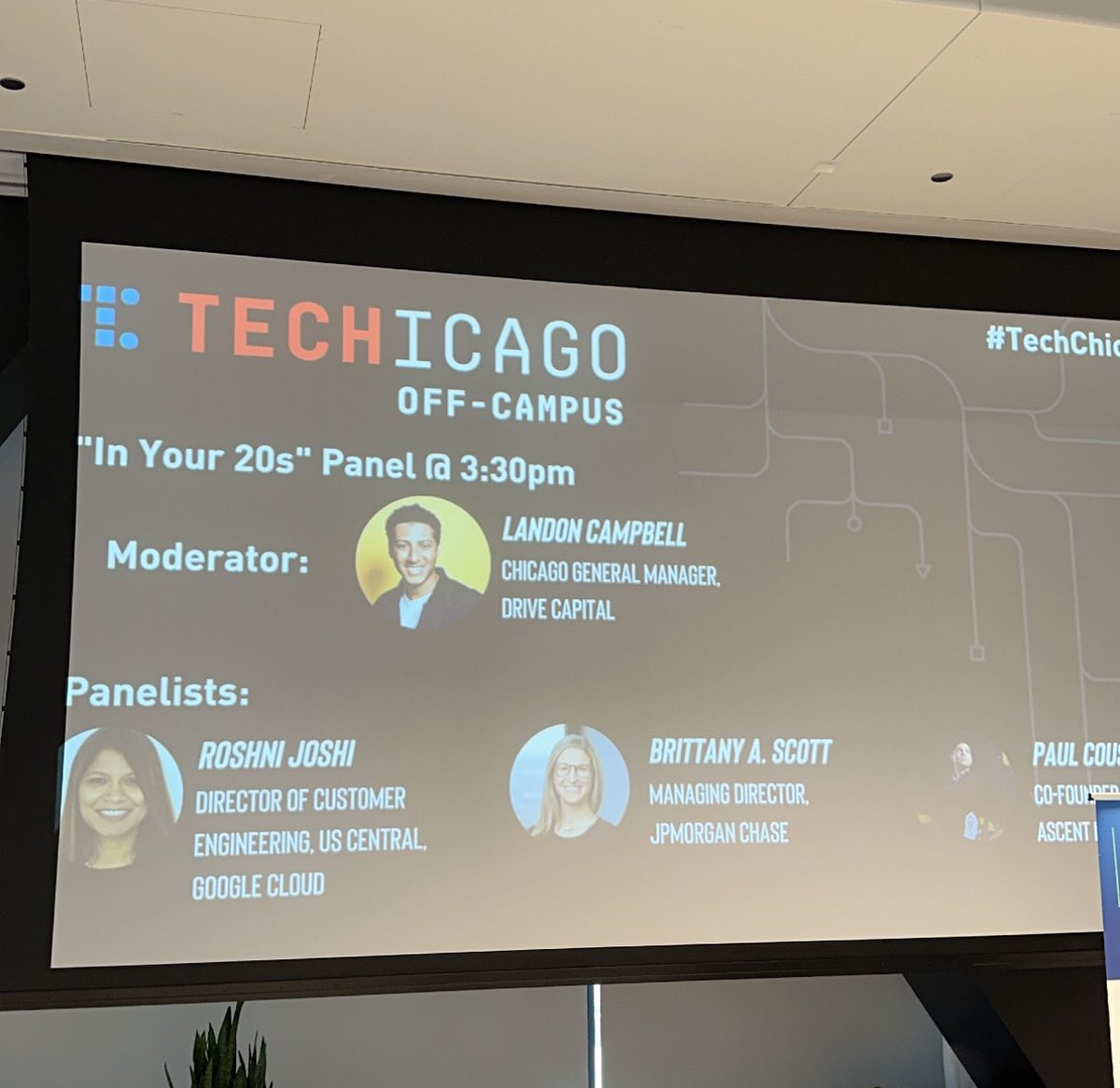 landon20s's tweet photo. Fun sharing wisdom in front of hundreds of Chicago college students. 👨🏽‍🎓 

Thanks for having me @GoTechChicago https://t.co/M5uCFKgXbt