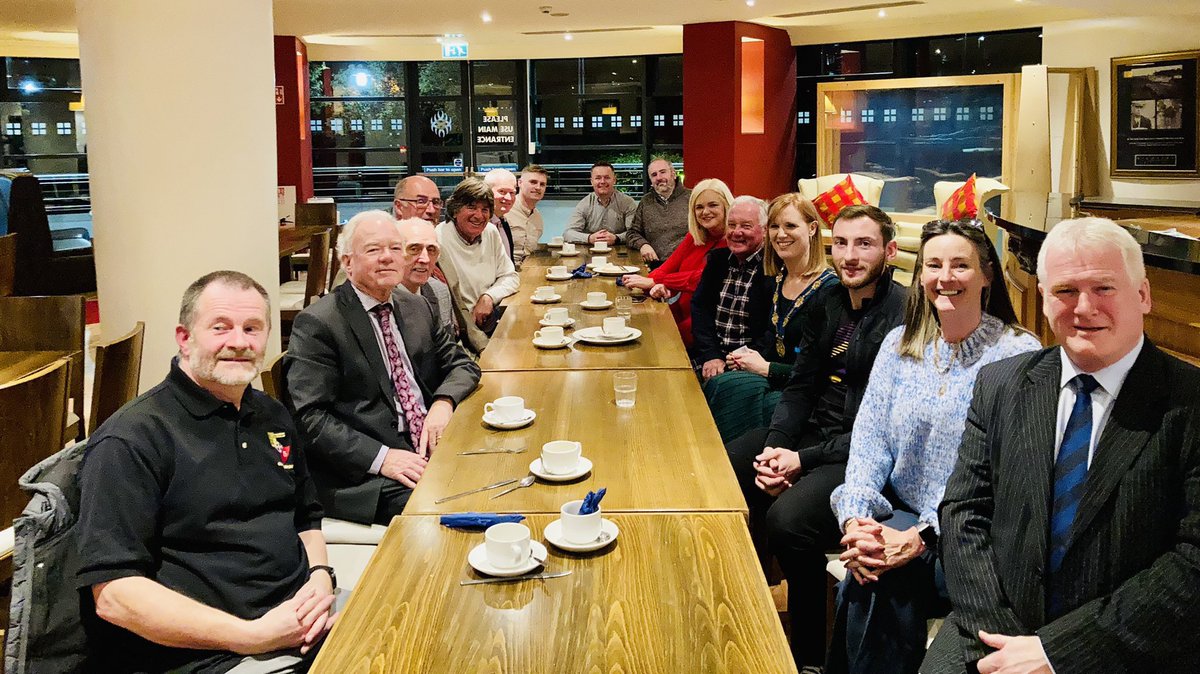 Many thanks to <a href="/lisburnccc/">LCCC</a> D Mayor @MichelleGuy4 for hosting some current and founder members at Lagan Valley Island tonight to mark our 50th yr. Was great to catch up with councillors <a href="/CllrSiLee/">Si Lee</a>, <a href="/RyanCarlin/">Cllr. Ryan Carlin</a> and #MichaelHenderson. Thanks for the kind gift and hospitality 🤝💜💛