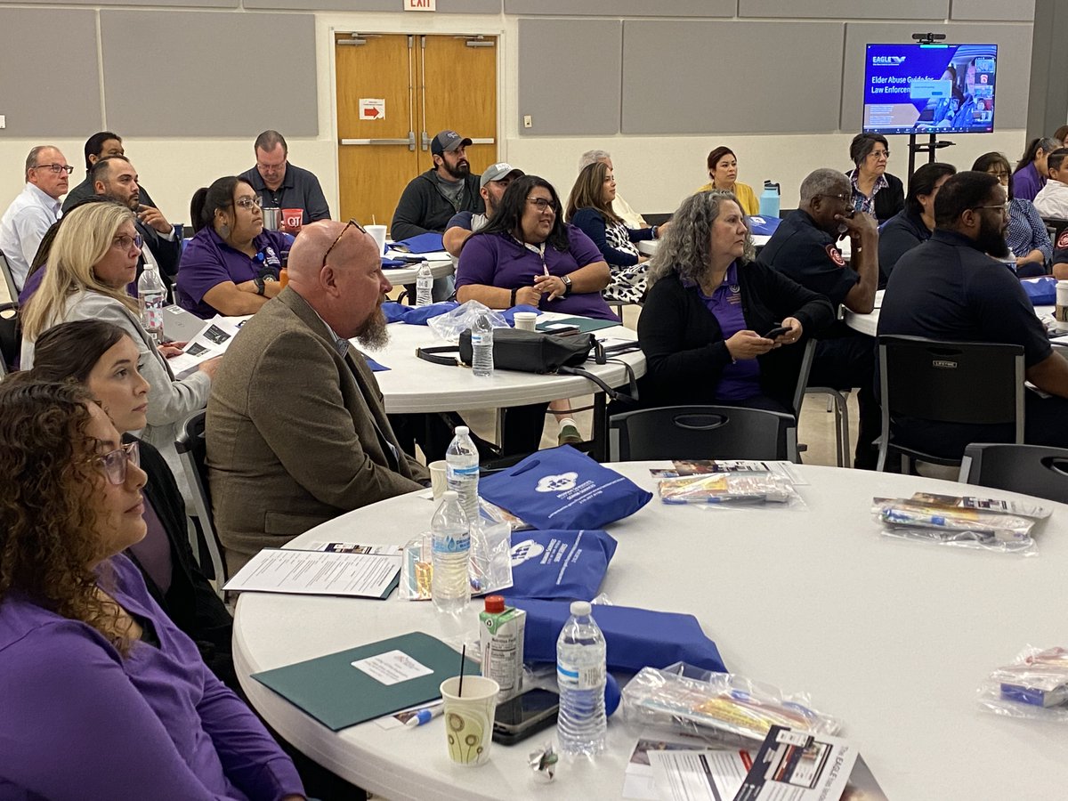 TexasDFPS's tweet image. Thanks, El Paso and San Antonio, for joining APS at 2 events aimed at putting a stop to #FinancialExploitation.  To learn how your community can get involved,  visit: ow.ly/YcHc50L9A5f
