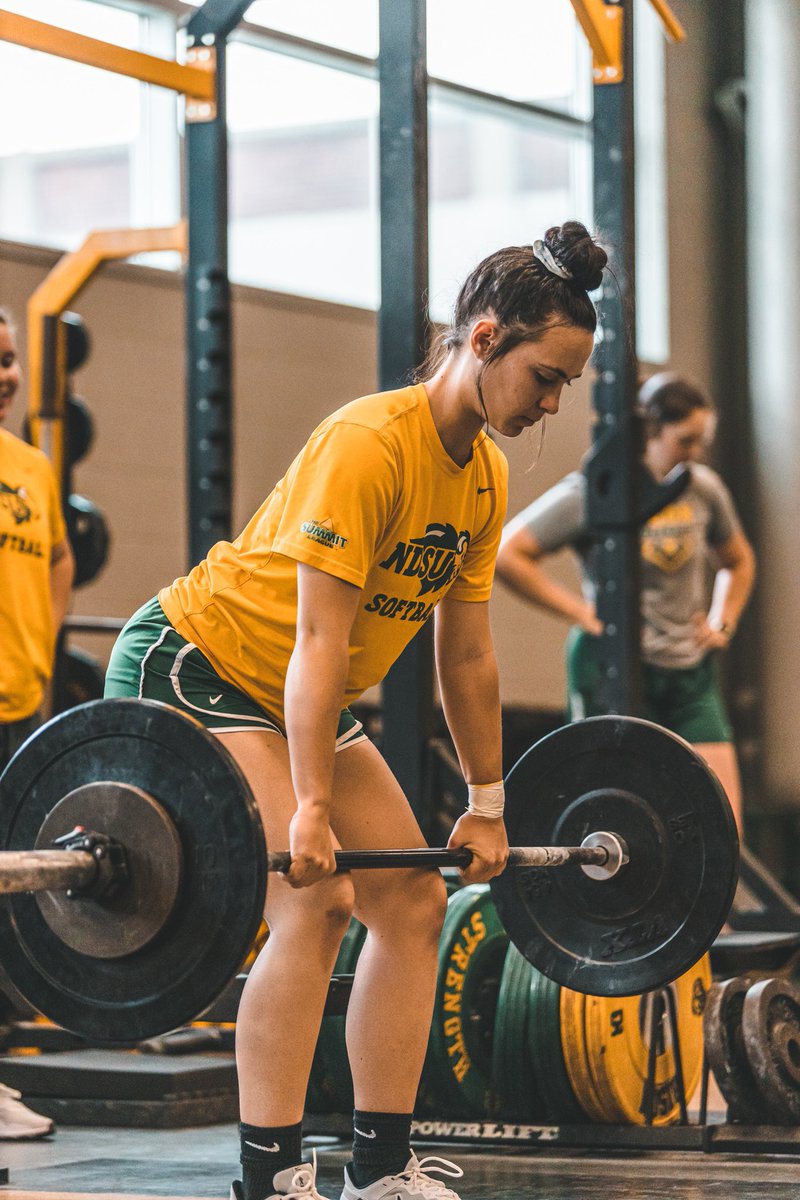 NDSUsoftball's tweet photo. Lift heavy, hit dingers. https://t.co/6ItII0rjfo