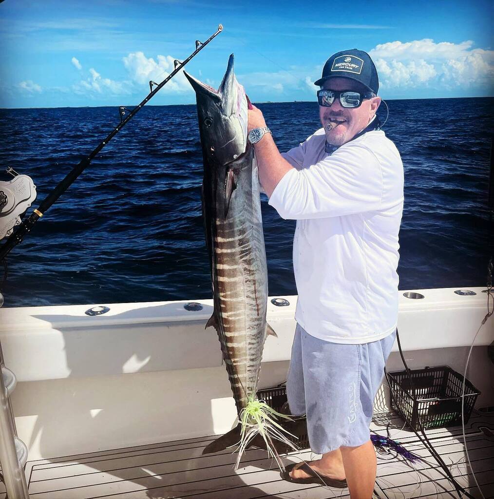 BigGameClub's tweet photo. Photo from Wednesday- hoo’s are biting in Bimini!

#fanfotofriday by @doubledcharters A few wahoos today in Bimini. 
#wahoo #biminibiggameclub #highspeedtrolling #bahamas #bimini #bahamasfishing #wahoofishing https://t.co/2ScRl0Gv2n https://t.co/VtymzEDcY2