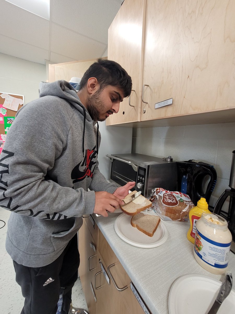 ESS-inclusion tweet media