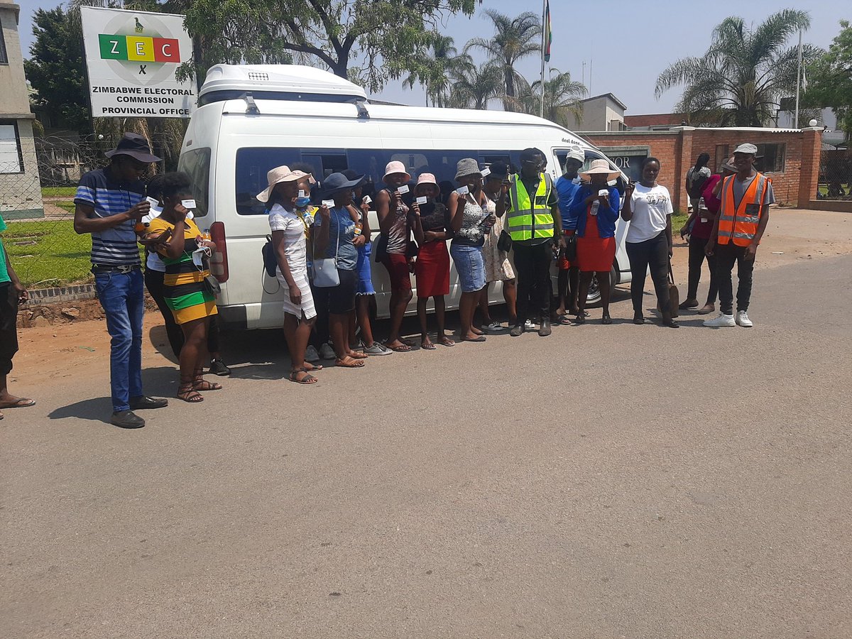 EricgonoJnr's tweet photo. If you like what we do , show us some love .retweet. let's go 
@daddyhope @MrsVanBryn @CCCZimbabwe @BitiTendai @KarenyiKore @hwendec @citezw @HStvNews @LHNewsZimbabwe @NewsDayZimbabwe @ https://t.co/NsbPqSslzH