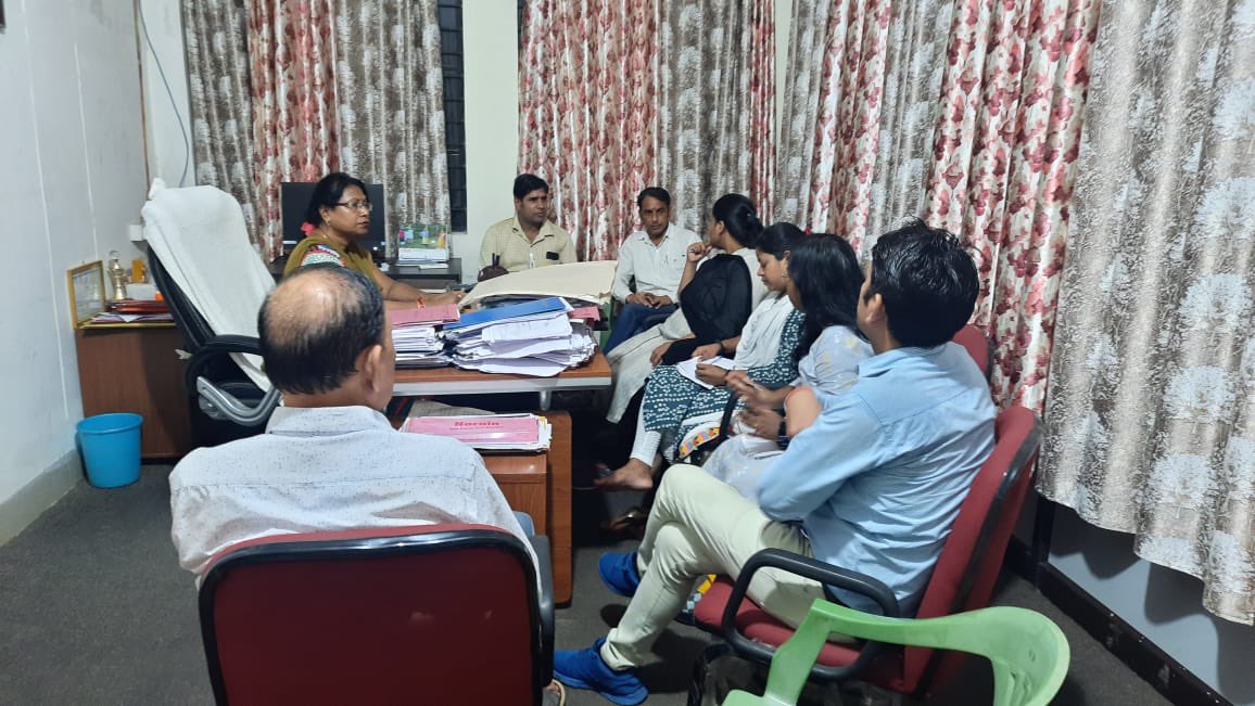 Tejaswini_Jh's tweet photo. State Team visited Khunti District to Assess & Monitor the ongoing Bridge education activities and Skills Training programs under Tejaswini Project on 14th October 2022
#SupervisionAndMonitoring
#BusinessSkillTraining #VocationalSkillsTaining #bridgeeducation
#AGYW #tejaswinijhar https://t.co/4Ijupmbhkm