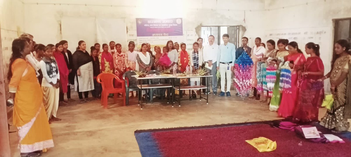 Tejaswini_Jh's tweet photo. State Team visited Khunti District to Assess & Monitor the ongoing Bridge education activities and Skills Training programs under Tejaswini Project on 14th October 2022
#SupervisionAndMonitoring
#BusinessSkillTraining #VocationalSkillsTaining #bridgeeducation
#AGYW #tejaswinijhar https://t.co/4Ijupmbhkm