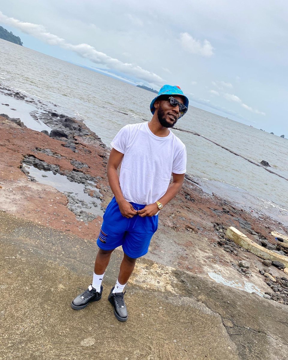 JoviLeMonstre's tweet photo. Limbe City , I don land , I dey down beach , man go do how ? 😅😎🔥🏝 🏖
#Ishaku #Team237 #Mboko  #Limbe

ISHAKU - SIN ( Official VIDEO ) 

https://t.co/a8fSu6Ltei
out on YouTube now 

Ishaku https://t.co/gYzrJgdBq7