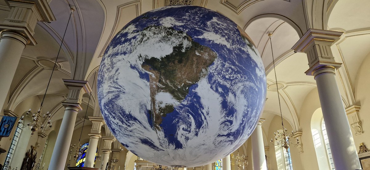 MrsJLOreilly's tweet photo. We took the year 7s on a trip to view the earth exhibition and a look around  @DerbyCathedral
They thoroughly enjoyed seeing the earth and reading the epigraphs  learning about history of derby.@BemroseSchool https://t.co/bhPl9USLLP