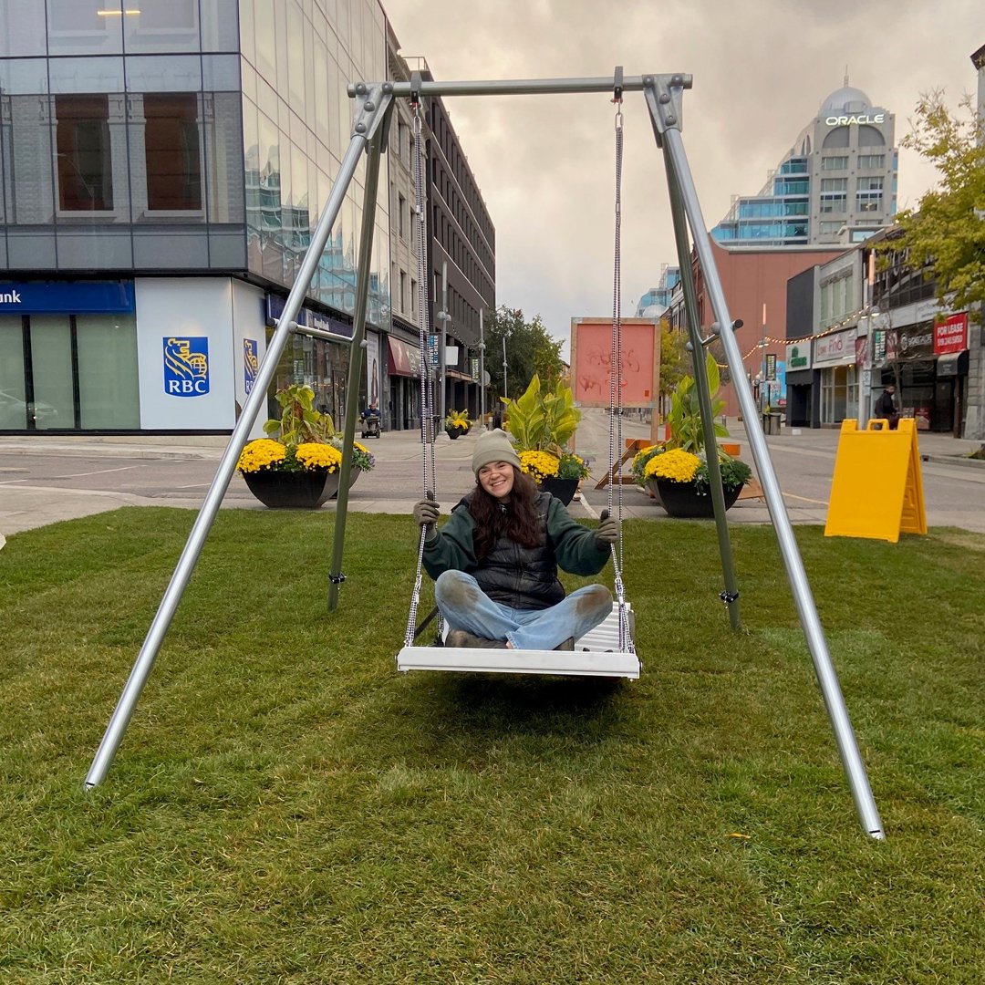 The Kitchener Pop-Up Park is now open and looks fantastic! Join us this weekend in front of City Hall. Bring the whole family for a free, fun and creative way to enjoy Kitchener's newest park space.