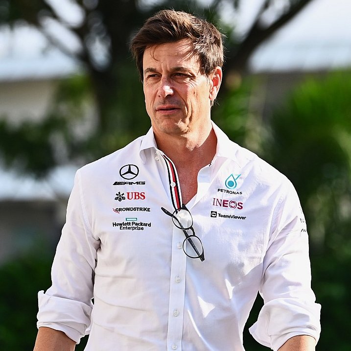 alpine f1 team le coq sportif