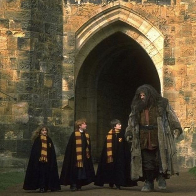 "ในอีก 50 ปี ผมคงไม่อยู่ถึงตอนนั้นแล้ว แต่แฮกริดจะยังอยู่ตลอดไป" - #RobbieColtranae เคยพูดไว้ในรายการพิเศษ #HarryPotter 20th Anniversary: Return to Hogwarts ♡

แง้งง.. ข่าวเศร้าที่สุดเลย คุณร็อบบี้ผู้รับบทแฮกริดได้จากไปในวัย 72 ปี 😭😭

เราจะจดจำคุณไว้ตลอดไป
#RIPRobbieColtrane