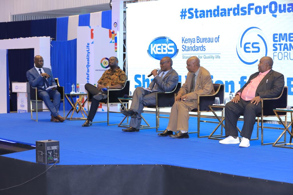 KEBS_ke's tweet photo. Panel 3:
A Sustainable city is one that has resources that are able to sustain the livelihoods of members of the community. (Achieving SDG 11)
#WorldStandardsDay
#EmergingStandards
@maina_betty @bnjinu @IndustryKE @Trade_Kenya @ARSO_1977 @IECStandards @ITU @isostandards https://t.co/A1g3apYS4O