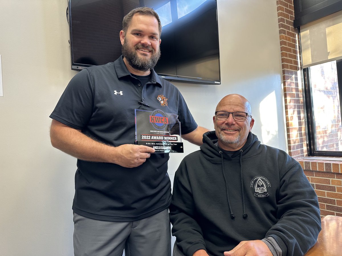 Congratulations to THE LEGEND for being the KS Wrestling Coaches Association 2022 6-5A Girls Administrator of the Year ⁦<a href="/kwcaonline/">Kansas Wrestling Coaches Association (KWCA)</a>⁩ @smnwathletics <a href="/theSMSD/">SM School District</a> <a href="/smnw_office/">SMNW Office</a> ⁦<a href="/KSHSAA/">KSHSAA</a>⁩