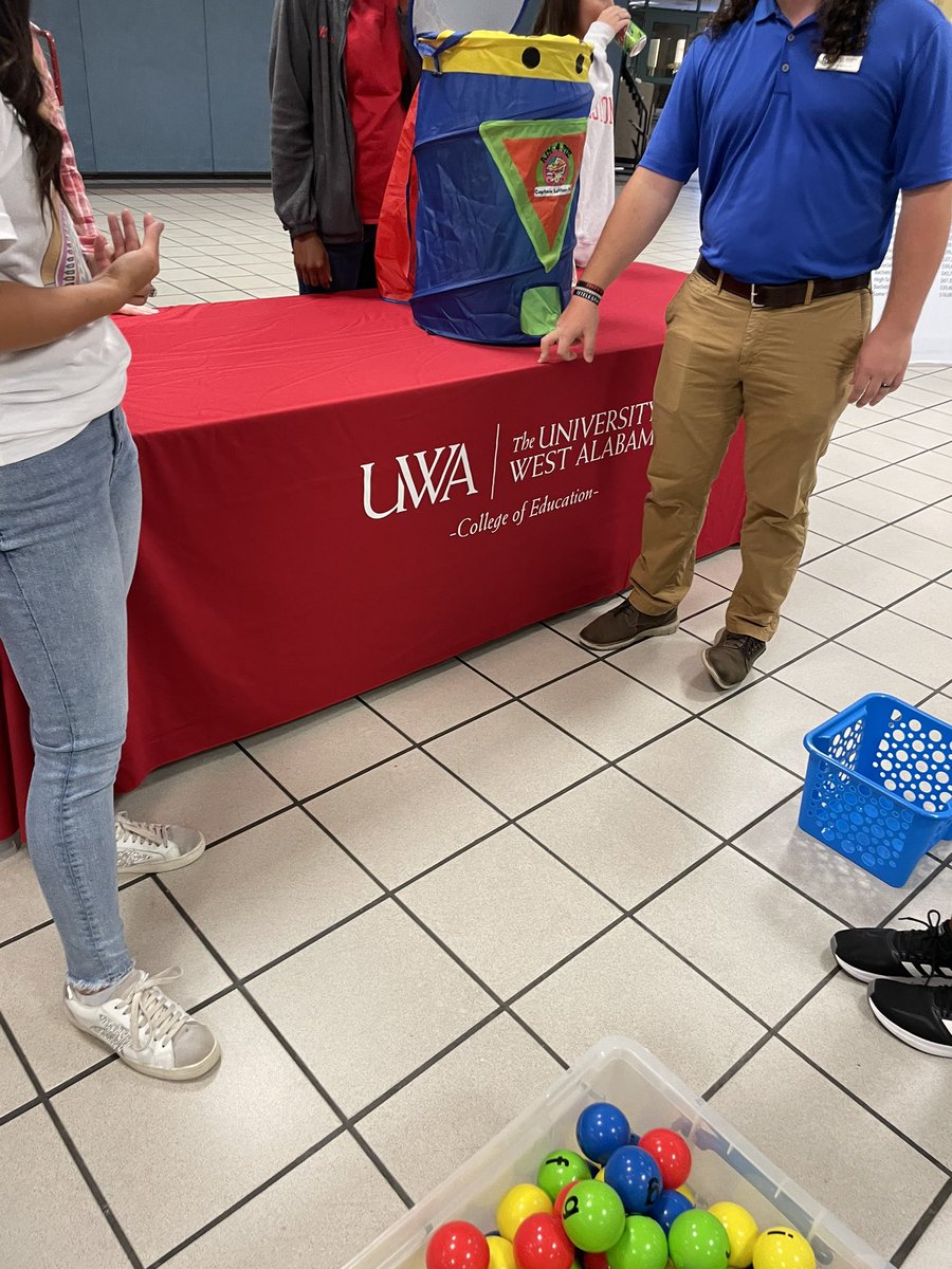 CounselorCraft's tweet photo. There’s truly something about this place! Proud 2x alumni of @univwestalabama  #collegeofeducation @worldsofwork @TCSBoardofEd https://t.co/dBhiVo7tOs