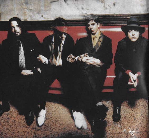 theresa_sound's tweet photo. A continuing series in no particular order…my favourite tune by a beloved band/artist

#9: ‘Blame, etc.’ by @theafghanwhigs 
🎧: https://t.co/x4W0lAYPKk

 #MusicWriter #MusicBlog #TSW #musicblogger #theresassoundworld #TSWNine #TheAfghanWhigs #soul #Funk #alternativerock #UK https://t.co/h5ssJnC5bv