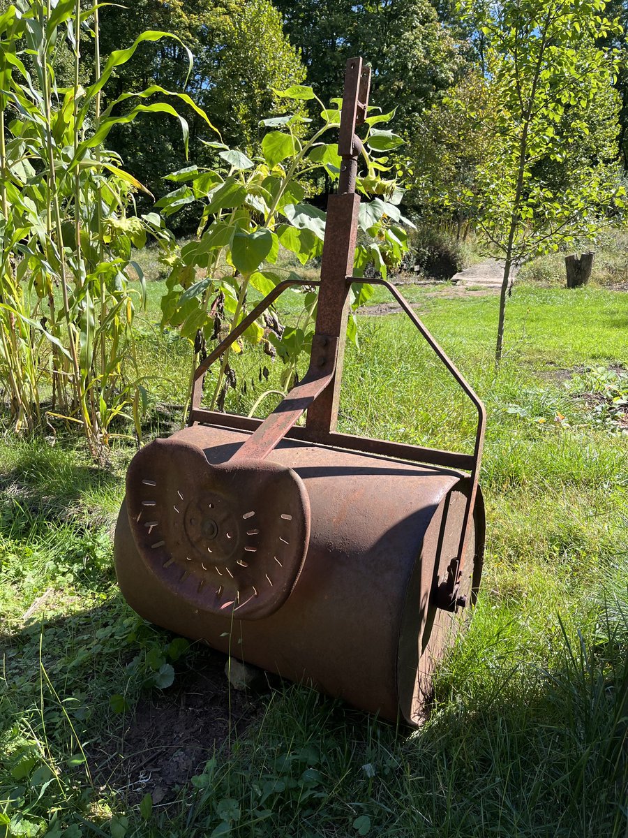 Wolves_Nihilist's tweet photo. Happy Ferrous Friday!
Old roller found on our farm.
#farmfind
#ferrousfriday https://t.co/1UWMcr85LL