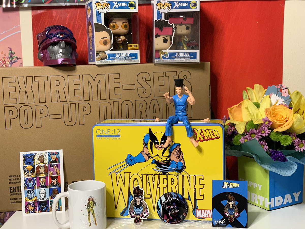 yellowsurfer80's tweet photo. Birthday haul.🤭
#brokecollector80 #xdrips #gambit #xmen #marvel #hasbro #extremesets #diorama #funko #mezco #wolverine #happybirthday https://t.co/z2JiTvbUTD
