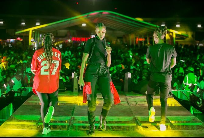 undisaided's tweet photo. The last Ruger's event in Meru was so lit🔥,right from full Kinoru stadium,very active crowd,Excellent performance of Nviiri,Femi one,Bensoul,DJ Grauchi and DJ Lisney,not forgetting the amazing. @JohnnieWalkerKe  set up #KeepWalking   
#WalkerTownMeru
#RugerInMeru https://t.co/TCK3xWrt7f
