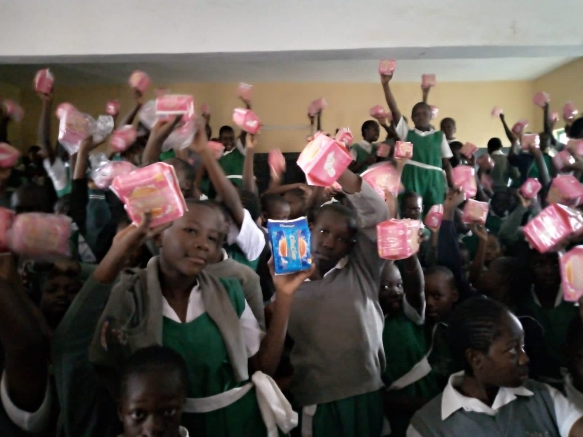Nancyfanice's tweet photo. Empowering girls on menstrual hygiene at wandiege primary
@SamsonOnditi12 @HappyLifeCBO10 @EphyAwuor #endperiodpoverty https://t.co/QPdECWdQFb