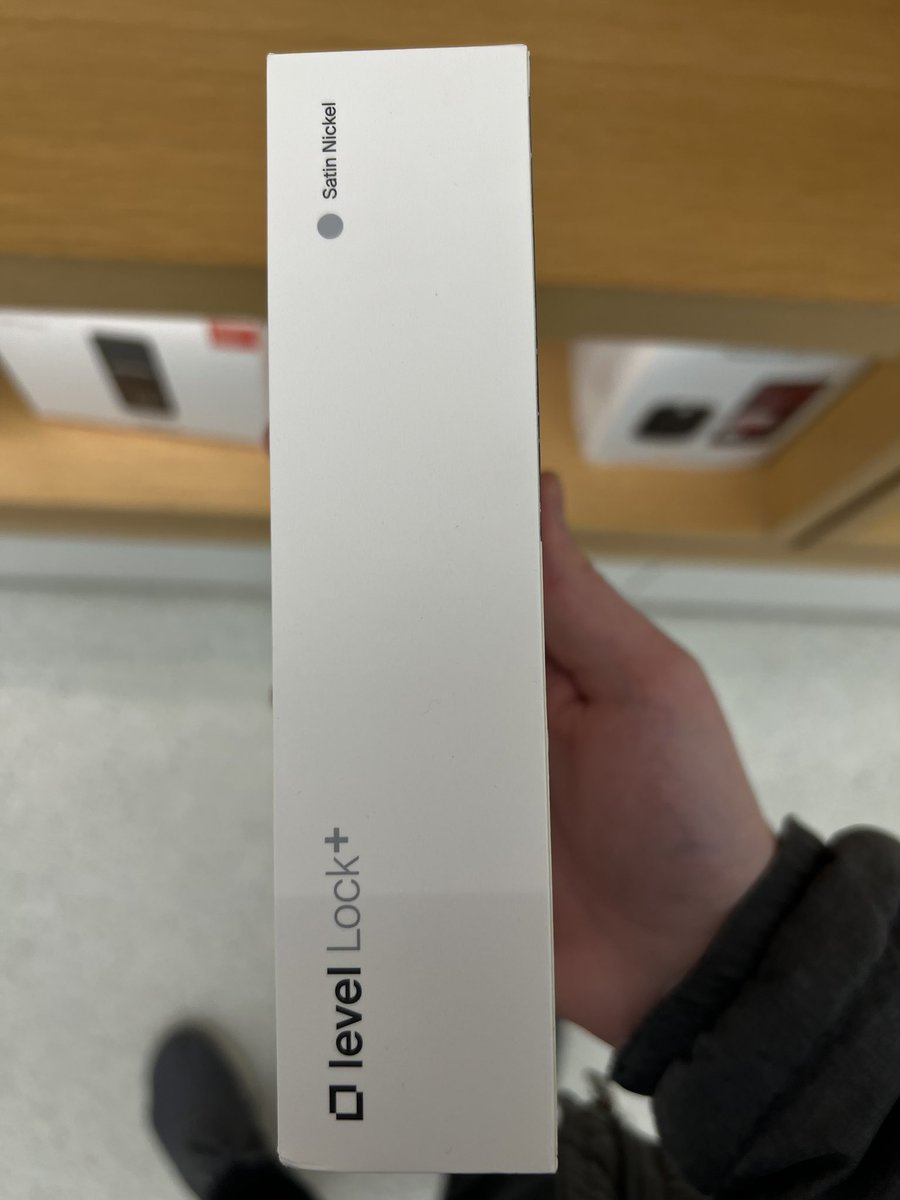 james_dombro's tweet photo. @markgurman Just picked up my Ultra this morning and can confirm. Now on Sale at Apple.

Pics of Box now on Display.

Can’t wait to try HomeKey 👀 🏡 🔑 https://t.co/dZXqhCrNBL