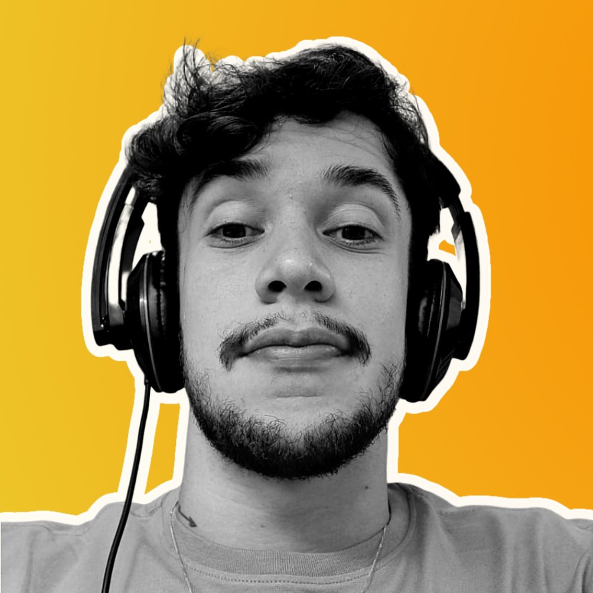 vlogs_liu's tweet photo. #NewProfilePic https://t.co/bsNNl2LxS1