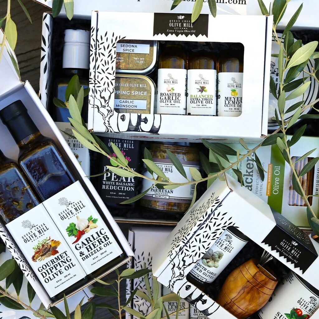 Have you spotted our new #giftboxes🎁 yet?! Today we launch one of the cutest #giftsets, the Mini Dipper! Perfect for testing different olive oil🫒 profiles while enjoying 🥖#freshbread at the same time!

#gilbertaz #queencreekolivemill #mesaaz #townofq… instagr.am/p/Cjs_qRoBWmP/