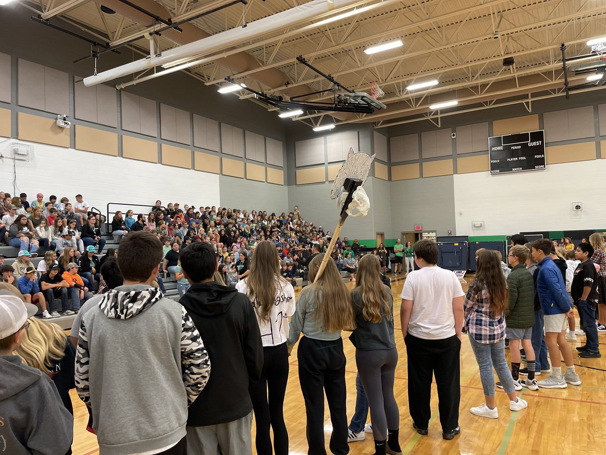 LMS_AP22's tweet photo. The Saber Staff has two new homes after a rocking assembly with the first (and potentially annual) Saber Games! Shoutout to student council and our first ever tributes! #LMS #EverySaberEveryDay #JustBeCool #WhenBooksComeToLife https://t.co/JYgObnrqAI
