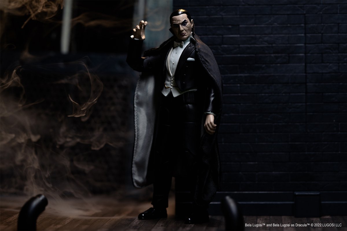JadaClub's tweet photo. Known for his time on the stage and the screen, Bela Lugosi is here. With over 20 points of articulation, you can pose him any way you like.

Pre-order on Next Level: https://t.co/PeITV1pAWT

Coming to other retailers soon.

#jadatoys #jadanextlevel #belalugosi #dracula https://t.co/4bgm2cEbZe