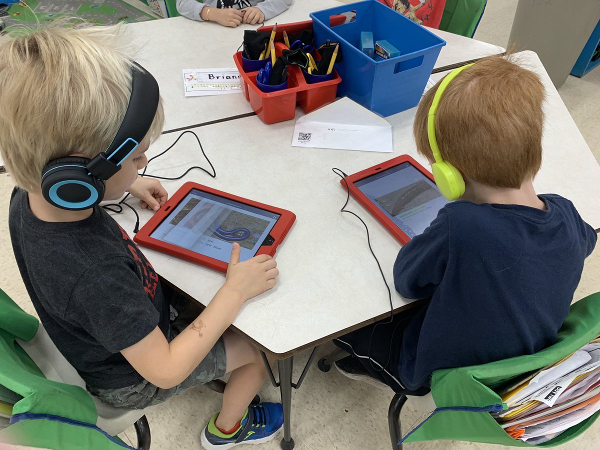 Today we learned how to use our iPads to listen to books. <a href="/EphesusElem/">Ephesus Elementary</a> #reading100books