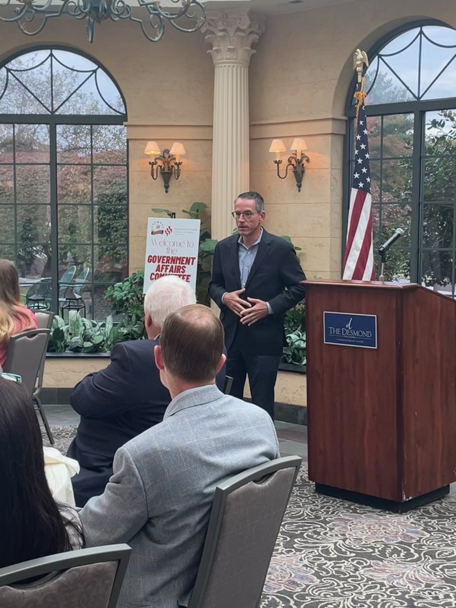 PhilaFreedomGuy's tweet photo. #WhereIsGUY Greetings from @pcntv, Malvern & WestChester. Sharing my platform, reason for running & solutions to real life problems. Meeting w/biz leaders & meeting w/voters to hear their concerns & suggestions. Each stop makes me better & more ready to serve—& more motivated. https://t.co/YY1MgeIDnm