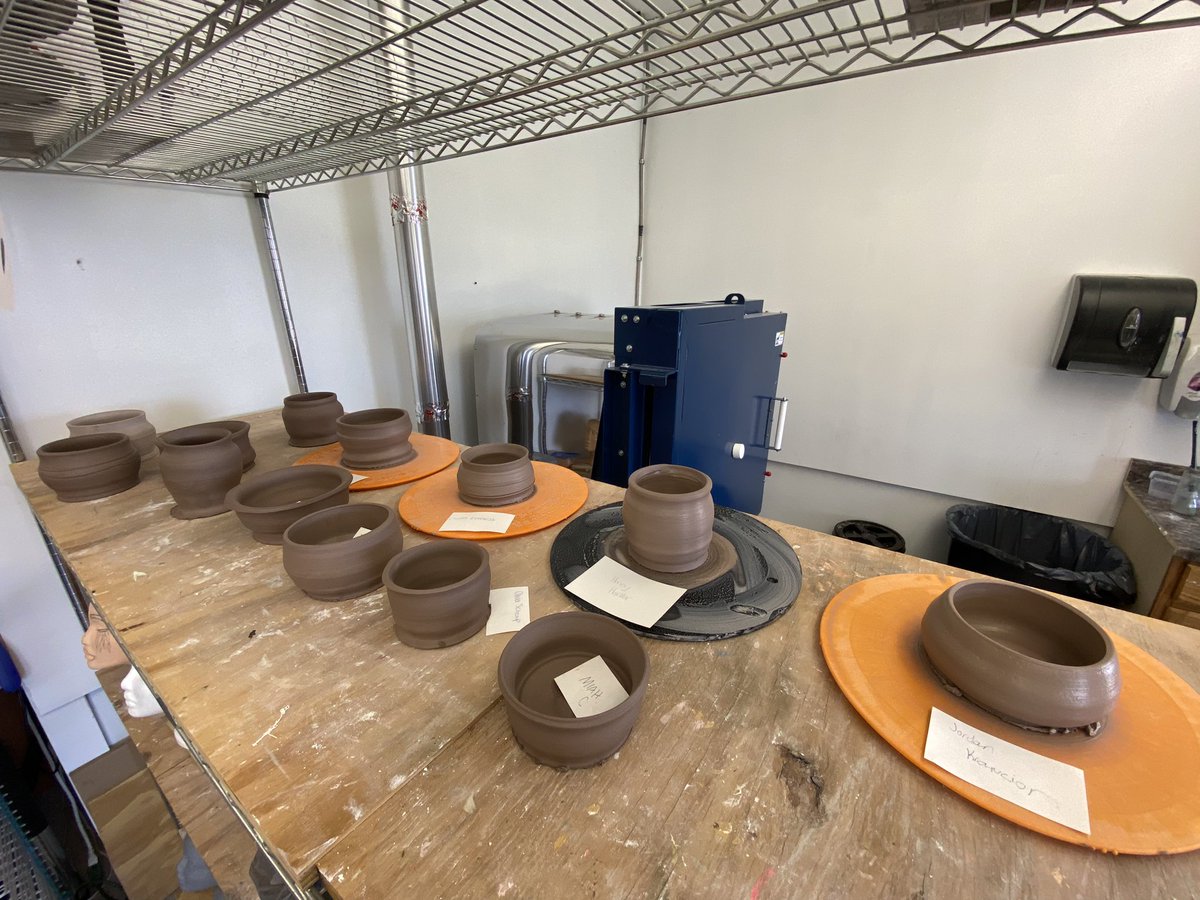 MrDummArt's tweet photo. After several decades without it; wheel thrown pottery is back at CCHS! https://t.co/VeltOa96IX