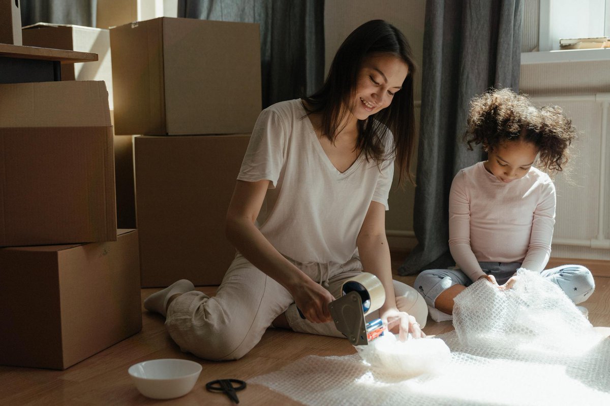 EP_Burke's tweet photo. Thinking about selling your home? Get your seller guide today and learn about the process of home selling!

Century 21 Premiere Properties
EP Burke
Realtor
#iLOVEtohelp https://t.co/FIpuo9hB6X https://t.co/WpxQqHdJzv