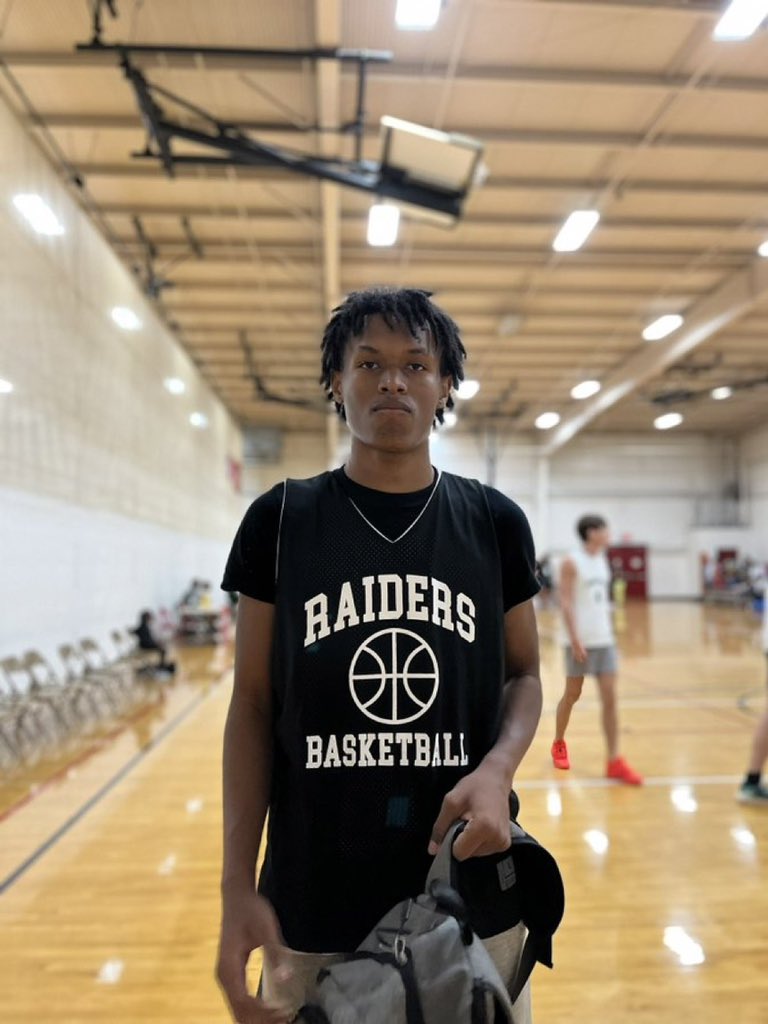 Shun Williams (@ontheradarhoops) on Twitter photo Solomon Jones is an aggressive wing prospect who was effect getting into the paint and showed that he is capable of being a lock down defender for the Raiders.
<a href="/BracketSage/">Grant Cardone (private account)</a> STORY:
ontheradarhoops.com/sh-report-fall… Solomon Jones is an aggressive wing prospect who was effect getting into the paint and showed that he is capable of being a lock down defender for the Raiders.
<a href="/BracketSage/">Grant Cardone (private account)</a> STORY:
ontheradarhoops.com/sh-report-fall…