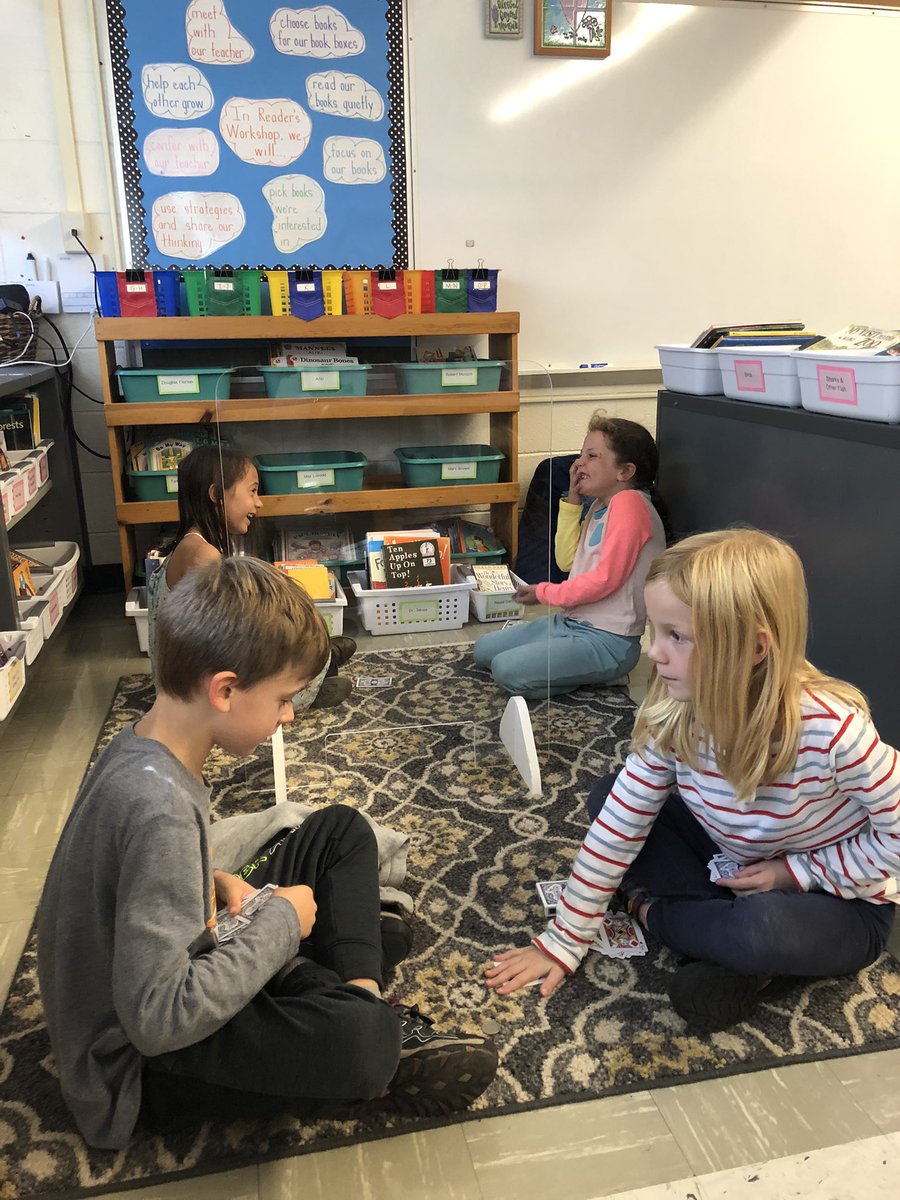 KymHarjes's tweet photo. A fun Friday of math games ~ today we played โSlap Odd ~ Slap Evenโ ~ an updated version of Slap Jack โ ๏ธโฅ๏ธโฃ๏ธโฆ๏ธ #oddandeven https://t.co/8cO7dPLobo