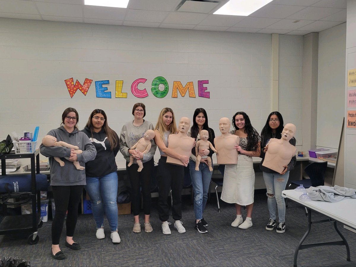 Mrs Owens' Health Science students receiving their CPR certification.
Thanks to Ms. Hook, North White School Corporation Nurse for your expertise and the Monon Township Government for paying for the certification fees. <a href="/trails_indian/">Indian Trails Career Cooperative</a> <a href="/INDSRSA/">INSmall&RuralSchools</a> <a href="/EducateIN/">Indiana Department of Education (IDOE)</a>