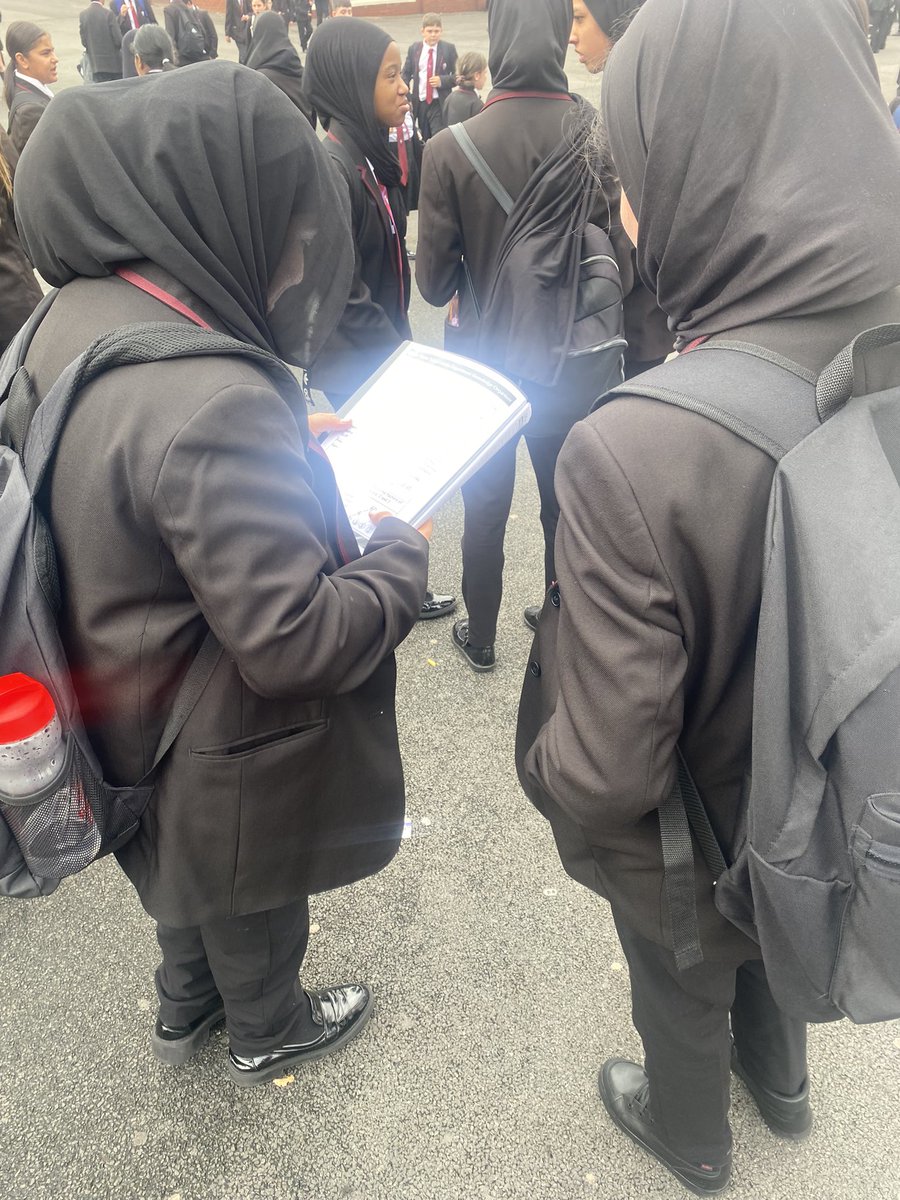 MsSECasey's tweet photo. It was wonderful to see our Year 7s @HarperGreen quizzing one another for their knowledge retrieval in @Harper_maths this lunchtime! https://t.co/e8xthv3x56