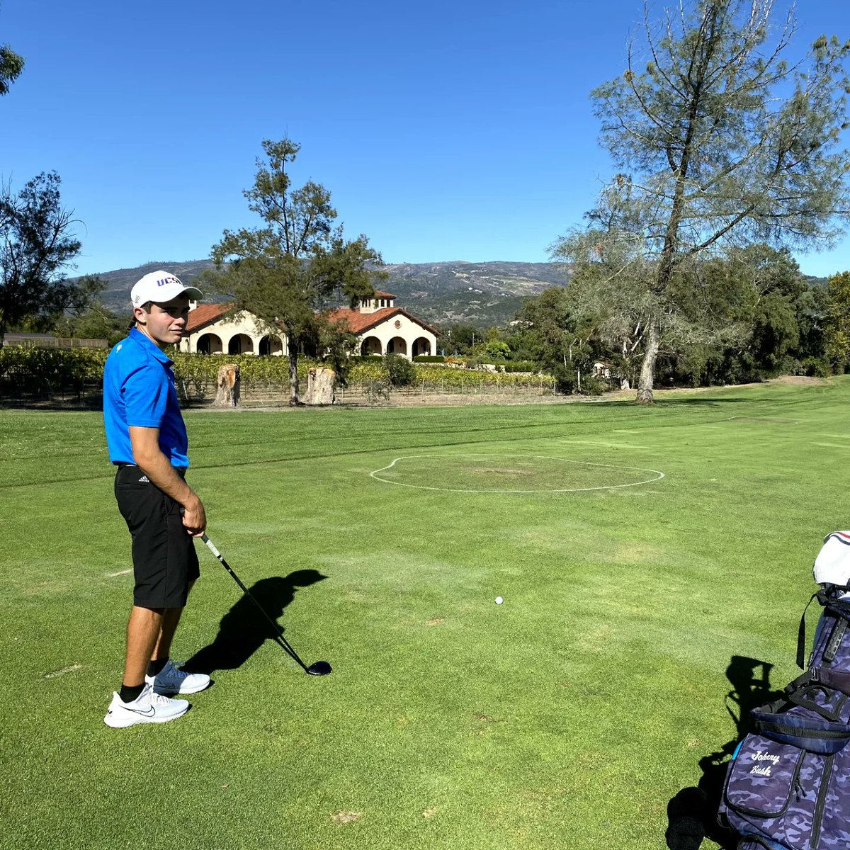Looking ahead to the weekend! 🏌‍♂️

Please no chatter in Johnny Bush's backswing.

#GoGauchos