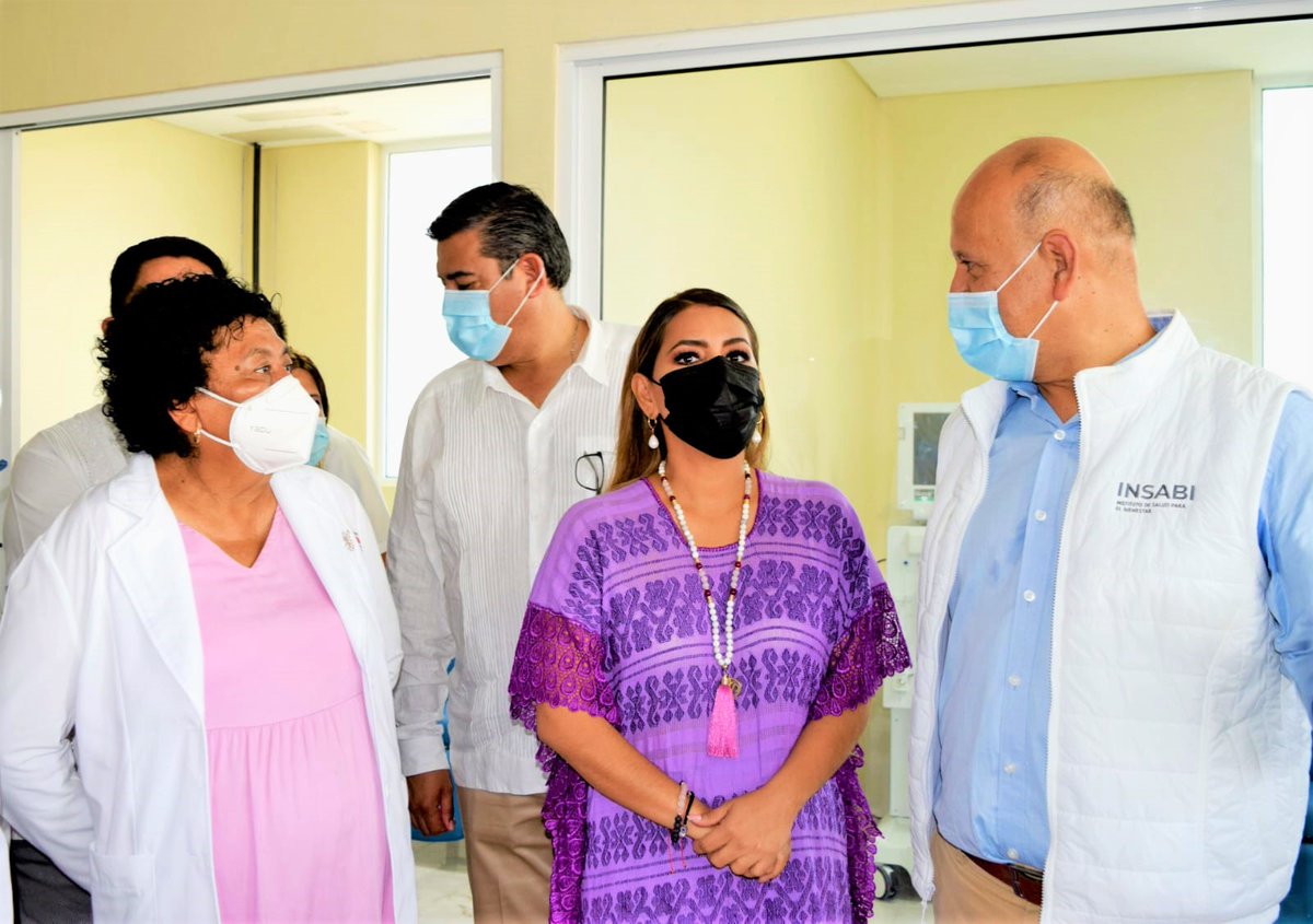 IMSS_Bienestar's tweet photo. La gobernadora @EvelynSalgadoP encabezó una visita de supervisión en la Unidad de Hemodiálisis del Hospital General "Donato G. Alarcón", le acompañaron @Juanferrer62 DG del #Insabi, Marcos Cantero Cortés, Secretario del Consejo de @DeSalubridad y @Aide_Ibarez, de @SSaludGro. https://t.co/bPrlCZ2AMn