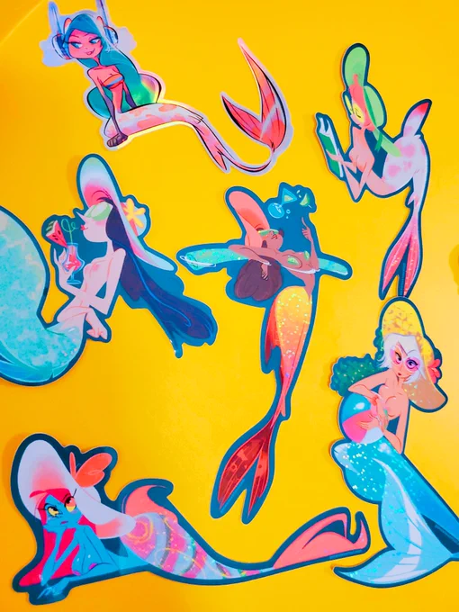 I'll be  SUN 10/16 doing portfolio reviews at 3:30p and a character design panel at 10a. I'll also have new holographic stickers and limited copies of my "For the Love of Lines 3: Fish Out of Water" book at 's Table #422! Come say hello!  #lightboxexpo2022 