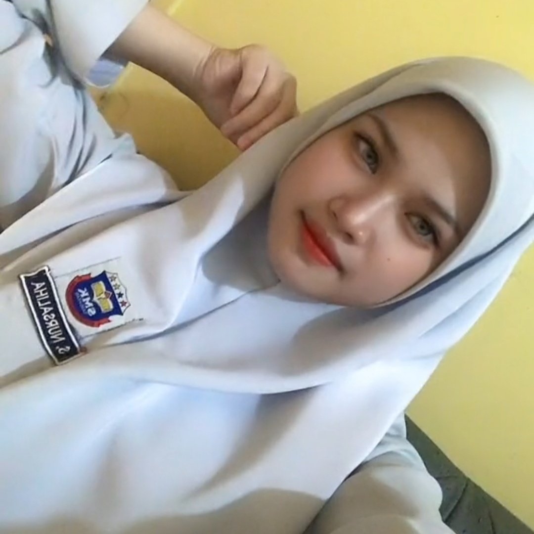 LH (@LuqmanulHakie17)  X