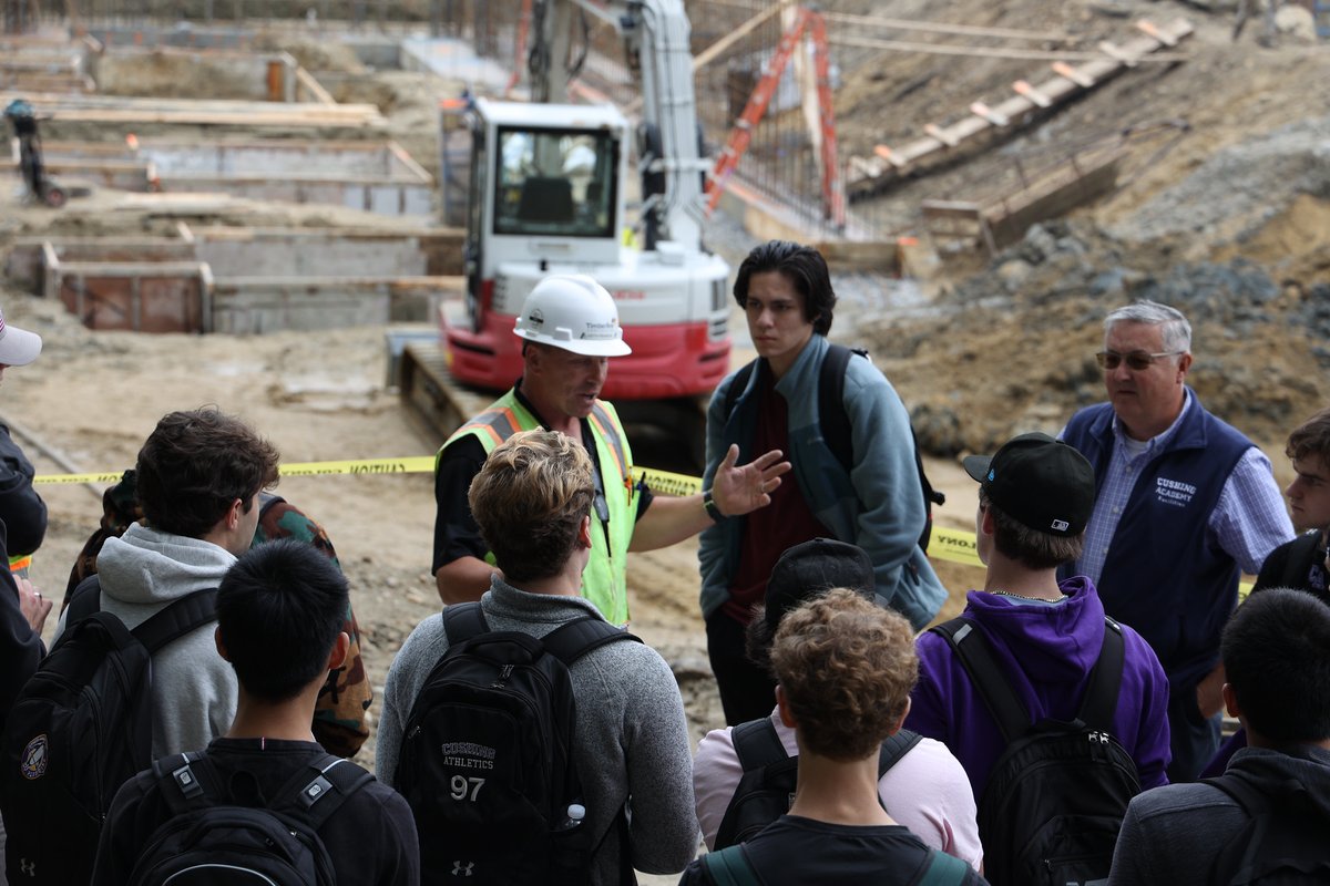 CushingScience's tweet photo. Engineering students meet with Timberline Construction's Superintendent as they visit the construction site of the upcoming new Health and Wellness Center and student dorm. 📸 - https://t.co/q8yIeVxIlt https://t.co/AuHT3IUN5v