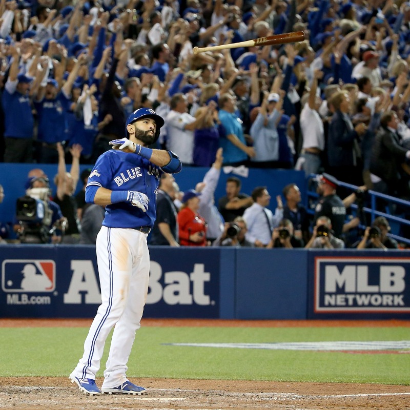 BlueJays's tweet photo. 📽️ An unforgettable inning featuring an unforgettable Bat Flip 🐐