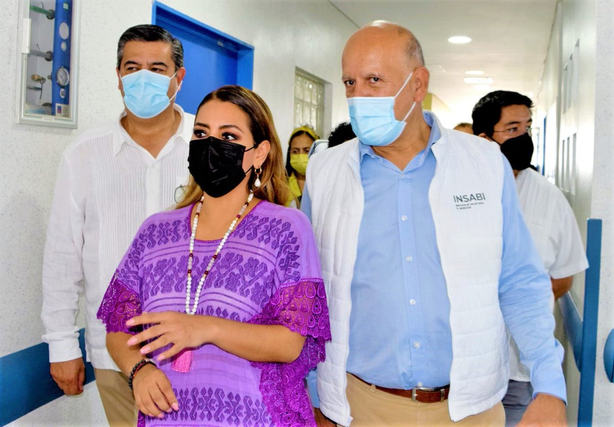 IMSS_Bienestar's tweet photo. La gobernadora @EvelynSalgadoP encabezó una visita de supervisión en la Unidad de Hemodiálisis del Hospital General "Donato G. Alarcón", le acompañaron @Juanferrer62 DG del #Insabi, Marcos Cantero Cortés, Secretario del Consejo de @DeSalubridad y @Aide_Ibarez, de @SSaludGro. https://t.co/bPrlCZ2AMn