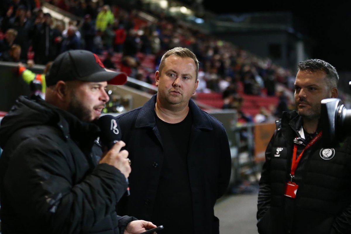 downsyofficial's tweet photo. Excited for tomorrow π
Great to chat to Dean and @chriskgannon about Robins Talk too. What a brave guy β€οΈ
https://t.co/V1SGEN2rN5
π₯πΊπ£π€π£β½οΈπ΄βͺοΈ
#BristolCity #MatchDayPresenter #SkyBetChampionship #EFL
πΈ- @sport_jmp / @Willtphotos https://t.co/AepZ63im88