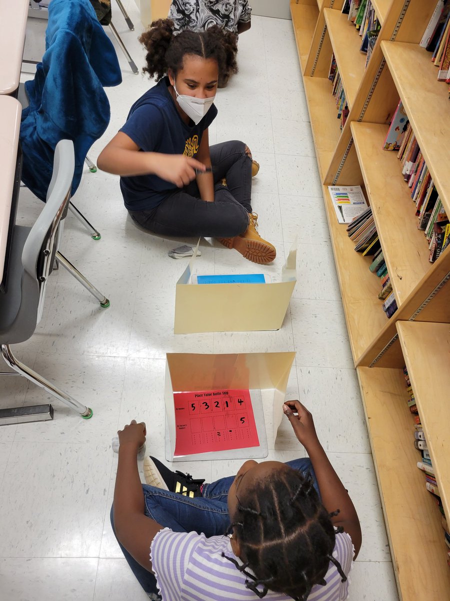 GregVeto92's tweet photo. Teaching decimal place value with BATTLESHIP! @CountrysideElem #tlap https://t.co/Pfe2owN7sy