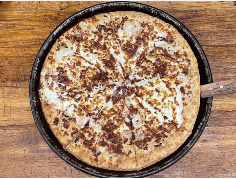 It’s #FreePizzaFriday! Hit that RT button for your chance to win a free large one topping from Mister B’s! 🍕🍕 must follow to win.