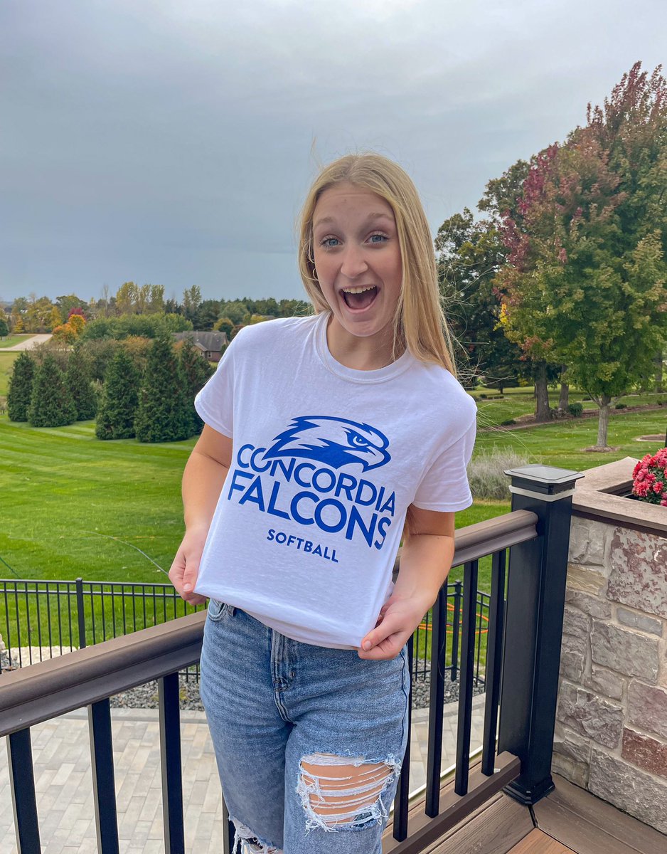kyliestrupp's tweet photo. OFFICIALLY A FALCON! 💙🤍

@SlingerSoftball @2023Wilightning @CUW_SB https://t.co/F7wpmeBFRQ