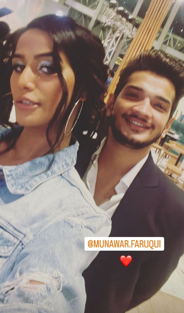 mkj_memer's tweet photo. #MunawarFaruqui

#MunPoon 🥵👉👈😂 https://t.co/HQJdWNTpy9