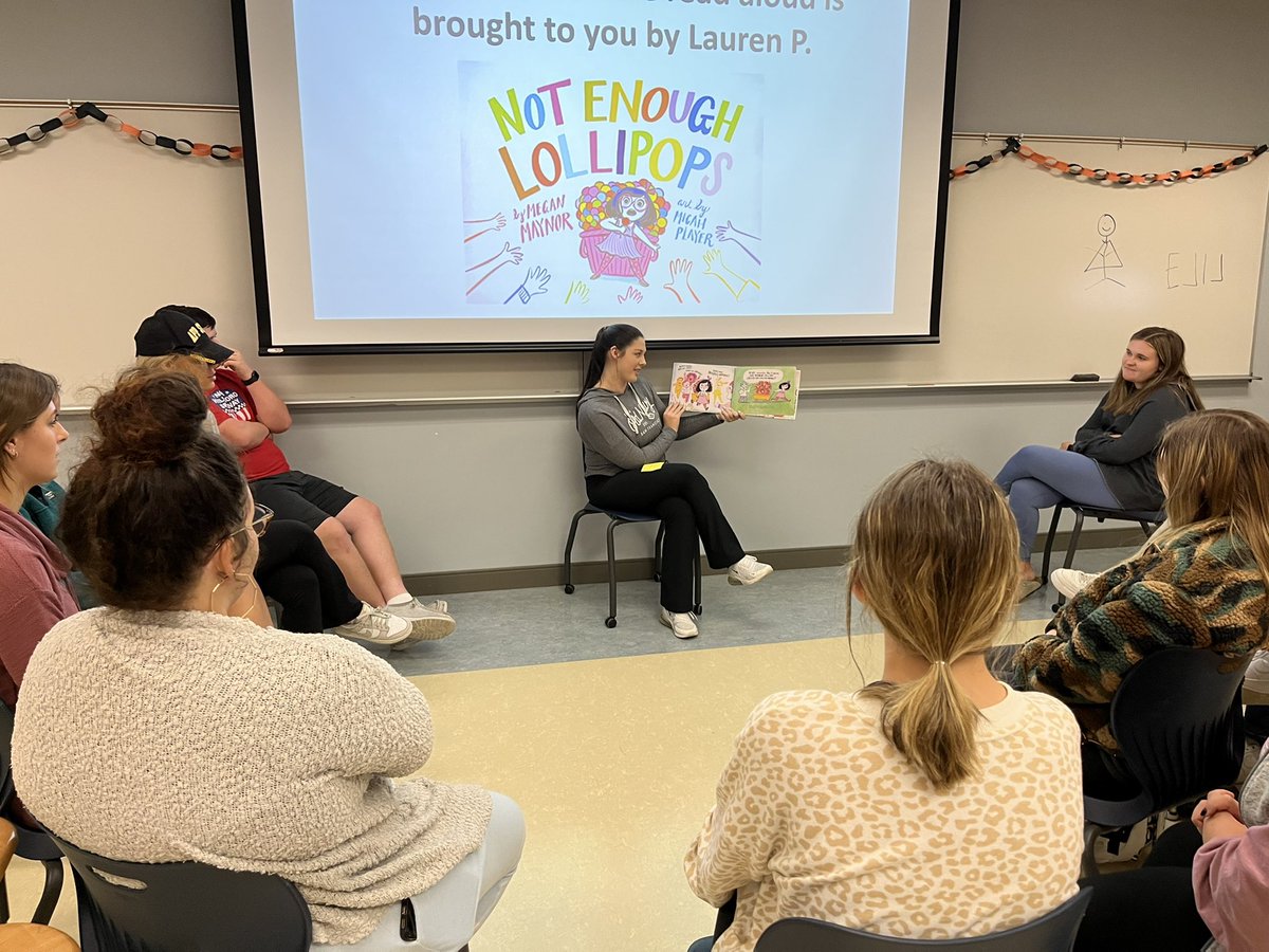 AshleyEPennell's tweet photo. We are enjoying all of the children’s books @AppstateRCOE future teachers are sharing during our interactive read-aloud time in RE 3030! https://t.co/WpJjcOReUk