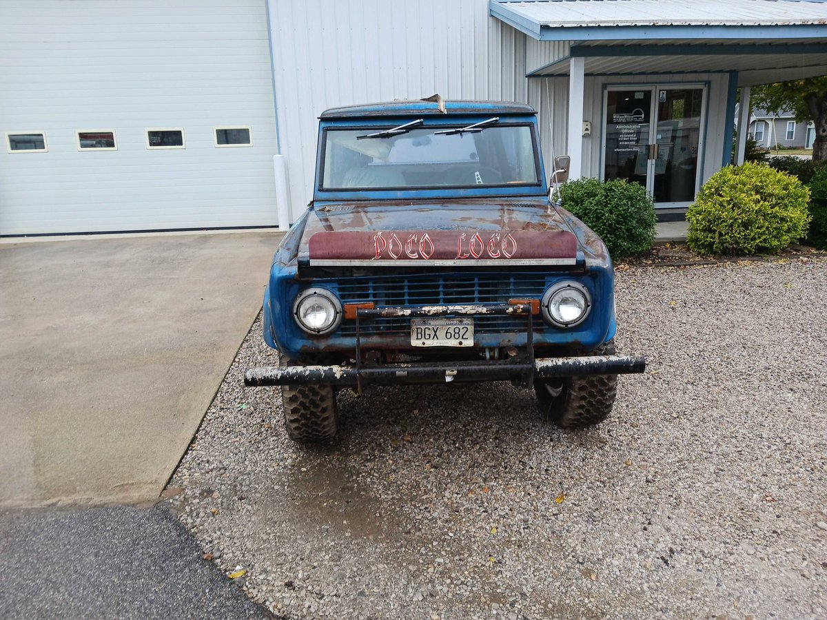 awwilson's tweet photo. Check out what just arrived to @wilsonauctions The Auction Center. Stay tuned! https://t.co/GDqIY28vmA