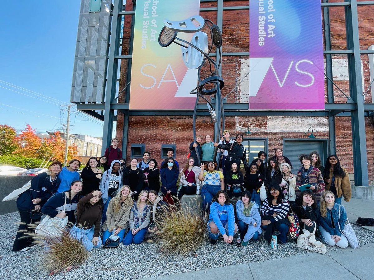 ballardartdept's tweet photo. We had a BLAST today at @uksavs SeeArt Workshops! Students created art in a variety of media led by University of Kentucky grad students and professors. Thanks for having us…looking forward to next year! 
🎨🖼🖌📸🎞💖 https://t.co/UY1FYnM2Nv